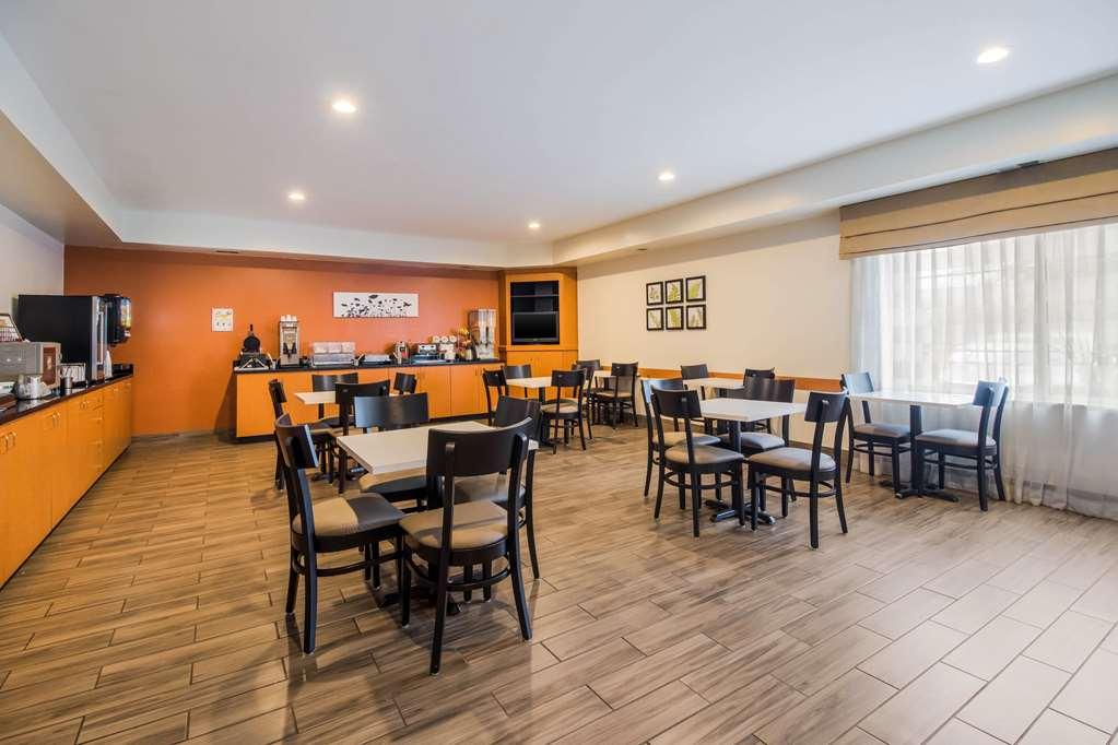 Sleep Inn & Suites Lebanon - Nashville Area Restaurant photo